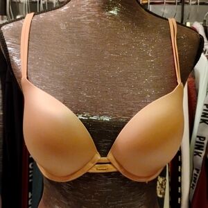 VICTORIA SECRET VERY SEXY PUSH-UP BRA 32DD